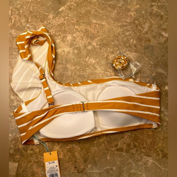 ‼️FLASH SALE Women’s ruffle oneshoulder bikini top, yellow|white stripes. XL,NWT - Picture 8 of 9